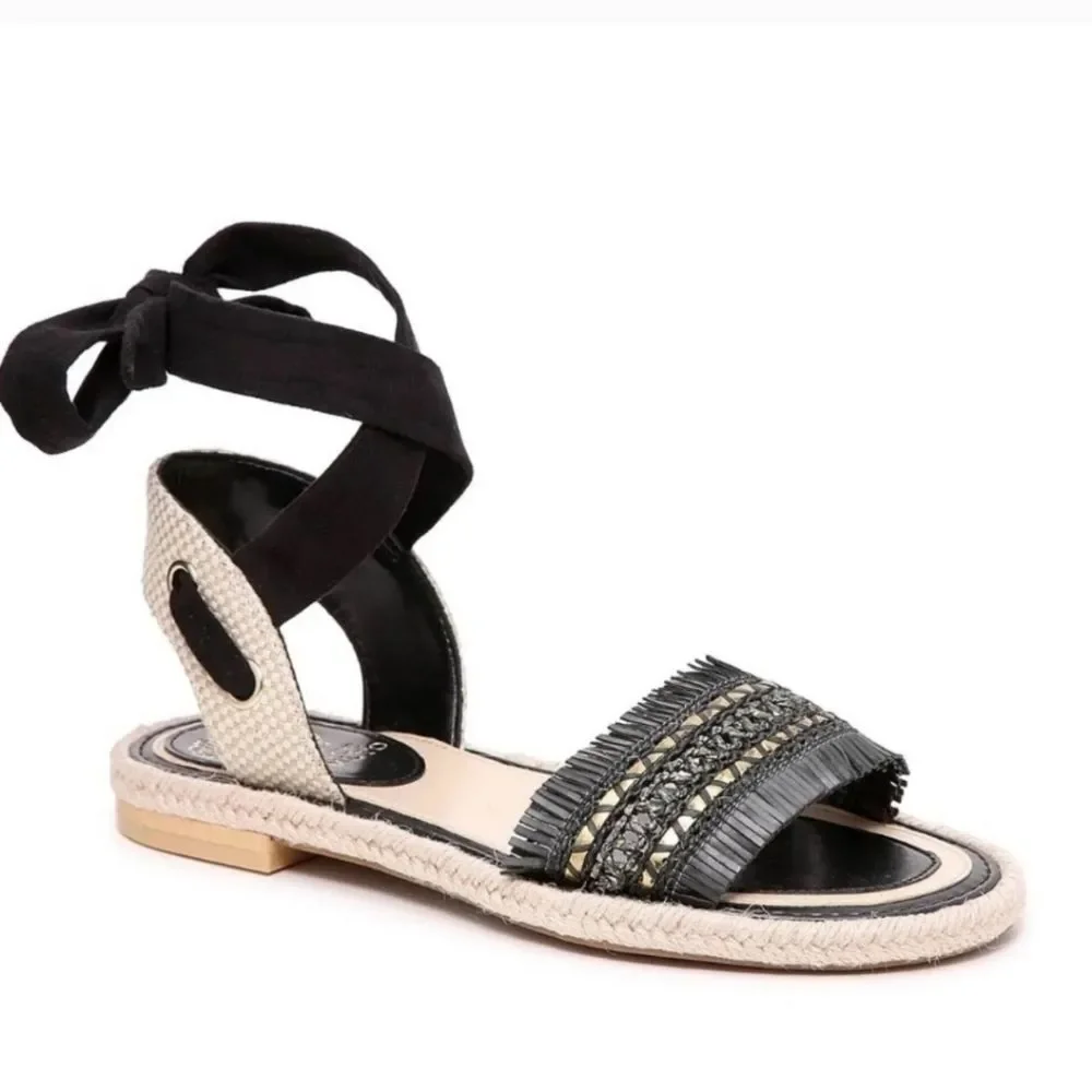 Vince Camuto Kimano Black and Cream Espadrilles with Chic Design Size 8